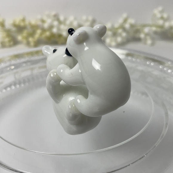 Miniature Art Playful Polar Bears - Picture 7 of 16